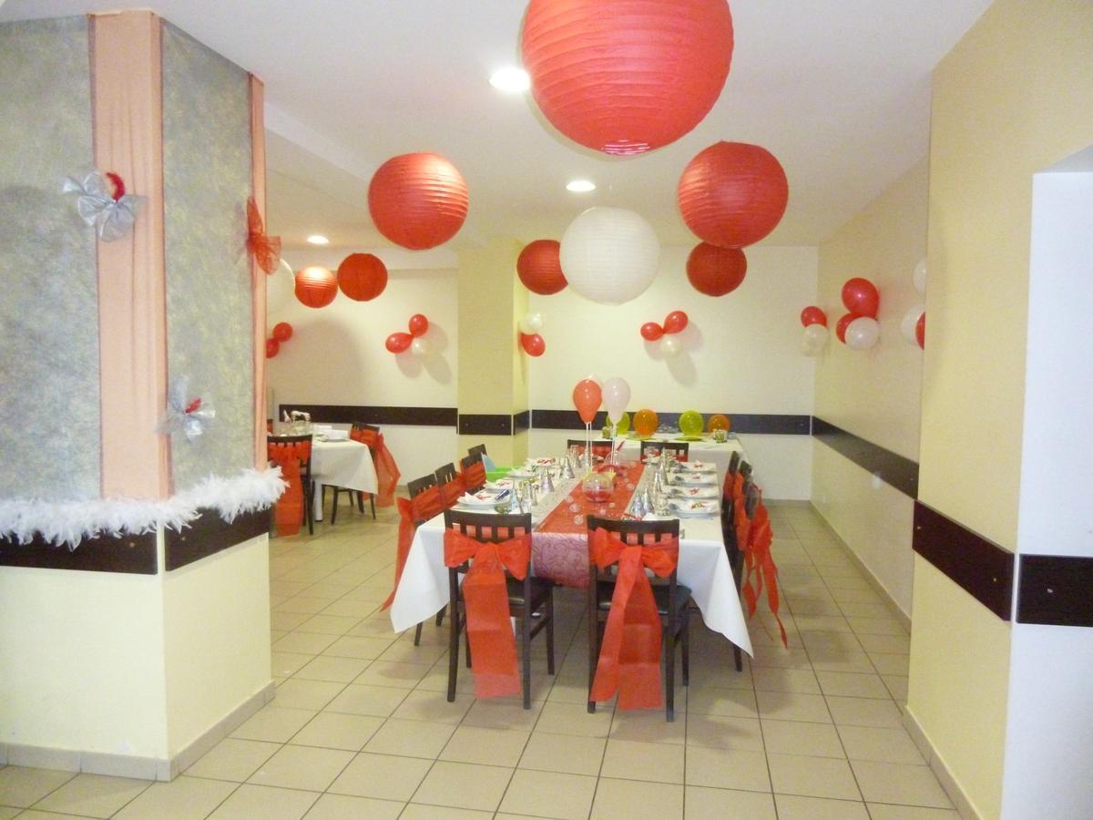 La Chaumiere Des Vigneaux Hotel Issoire Exterior foto